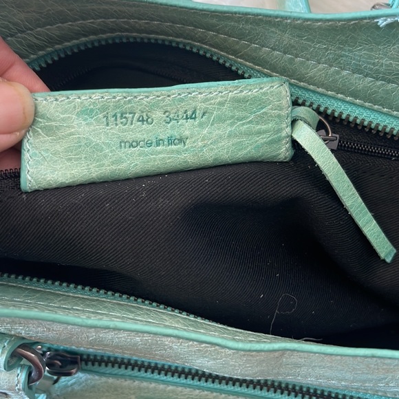 Authentic Balenciaga handbag - Picture 8 of 16